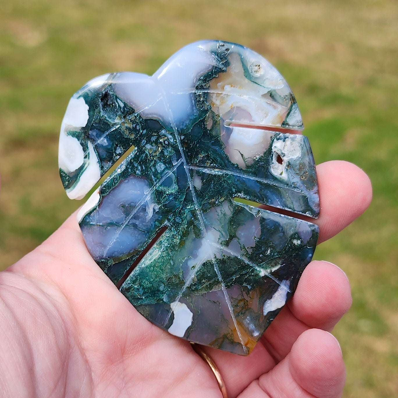 Moss Agate Monstera Leaf